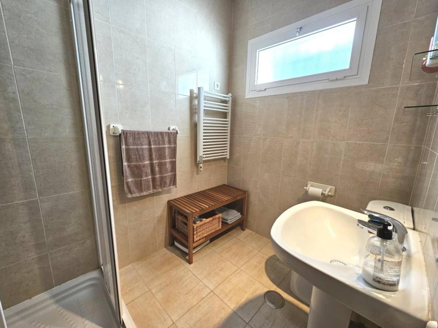 Vakantiehuis Pass The Keys Con Piscina En *